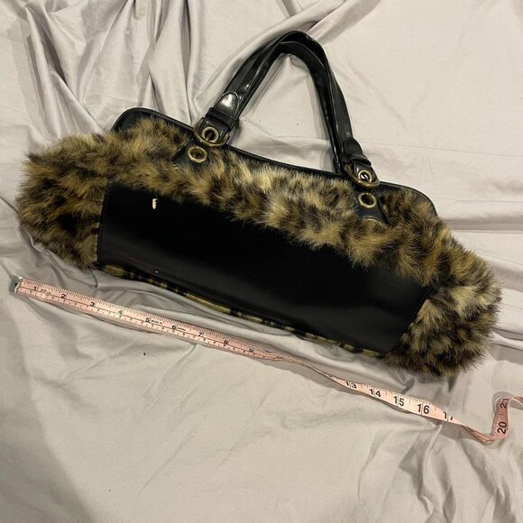 Faux fur leopard print shoulder bag - Picture 4 of 5